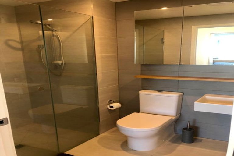 Photo of property in 105/8a Lake Pupuke Drive, Takapuna, Auckland, 0622