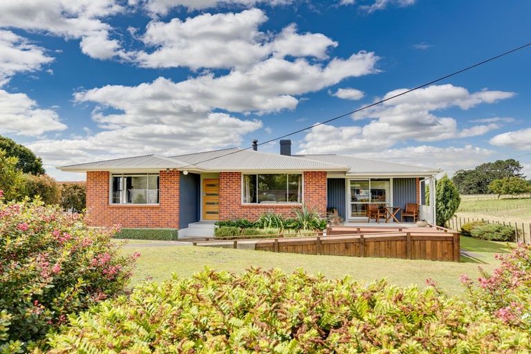 Photo of property in 19 Haswell Street, Eketahuna, 4900