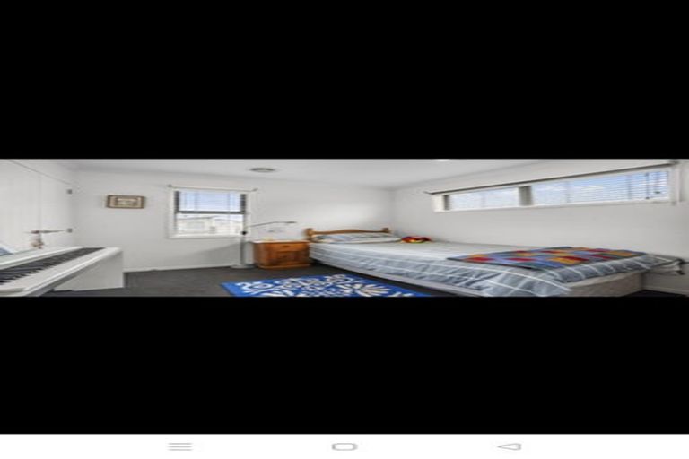 Photo of property in 19 Latimer Way, Petone, Lower Hutt, 5012