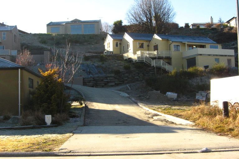 Photo of property in 19 Mcdonnell Road, Arrowtown, 9302