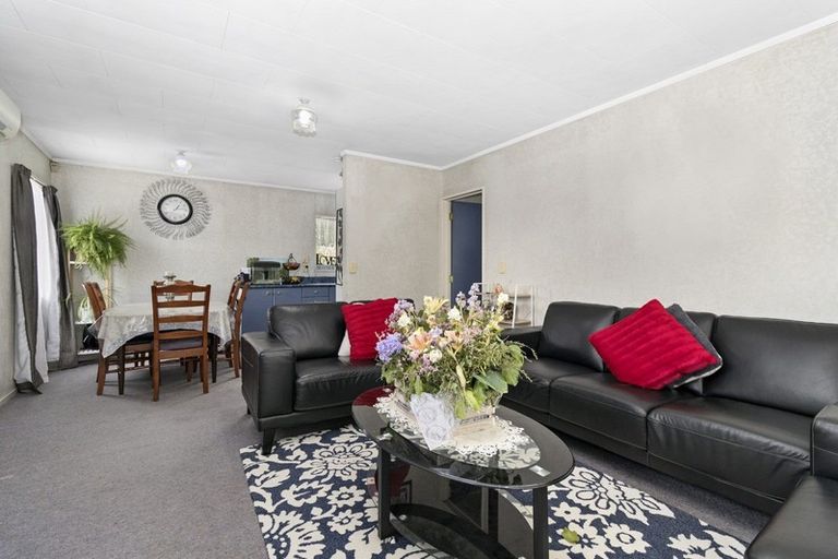 Photo of property in 1 Rothwell Street, Dinsdale, Hamilton, 3204