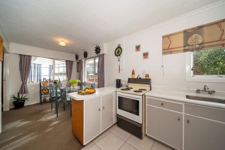 Photo of property in 109 Govett Avenue, Frankleigh Park, New Plymouth, 4310