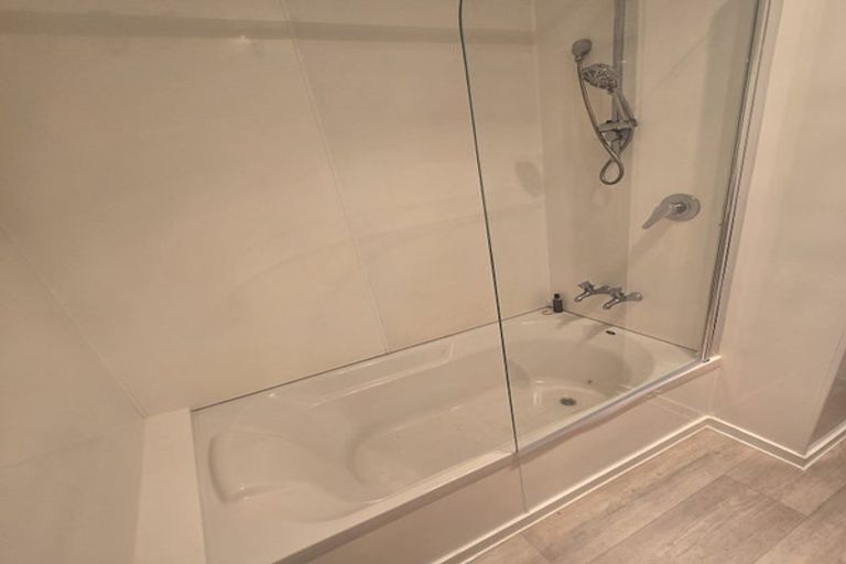 Photo of property in 20c Waitaha Road, Welcome Bay, Tauranga, 3112