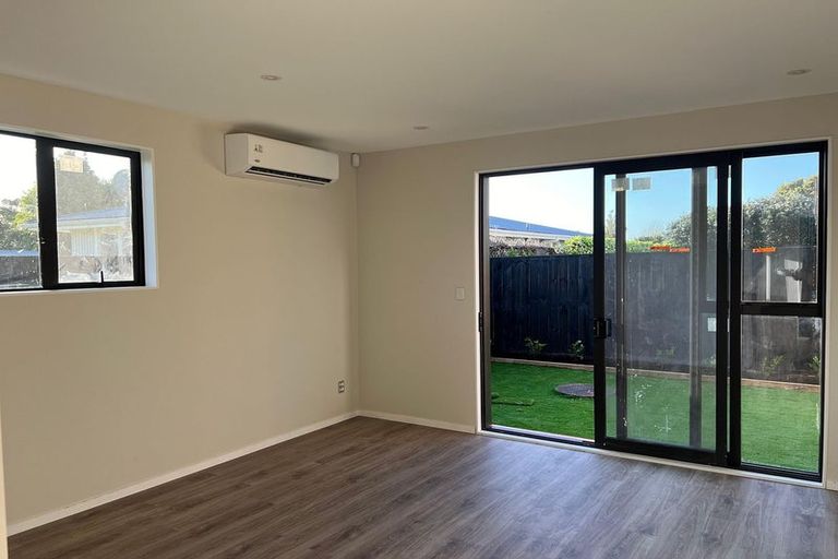 Photo of property in 9/88 Gloria Avenue, Te Atatu Peninsula, Auckland, 0610
