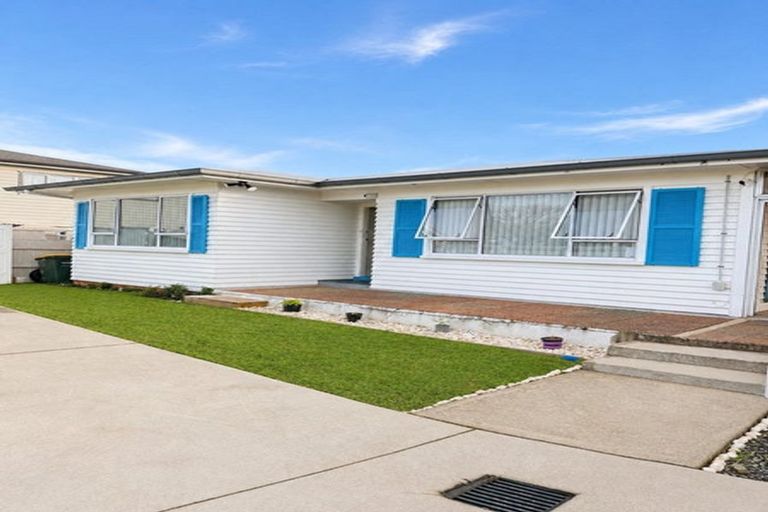 Photo of property in 40 Alma Crescent, Papakura, 2110