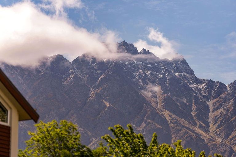 Photo of property in 10/8 Humphrey Street, Frankton, Queenstown, 9300