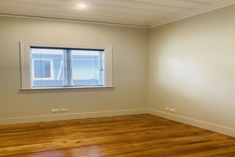 Photo of property in 99 Georges Drive, Napier South, Napier, 4110