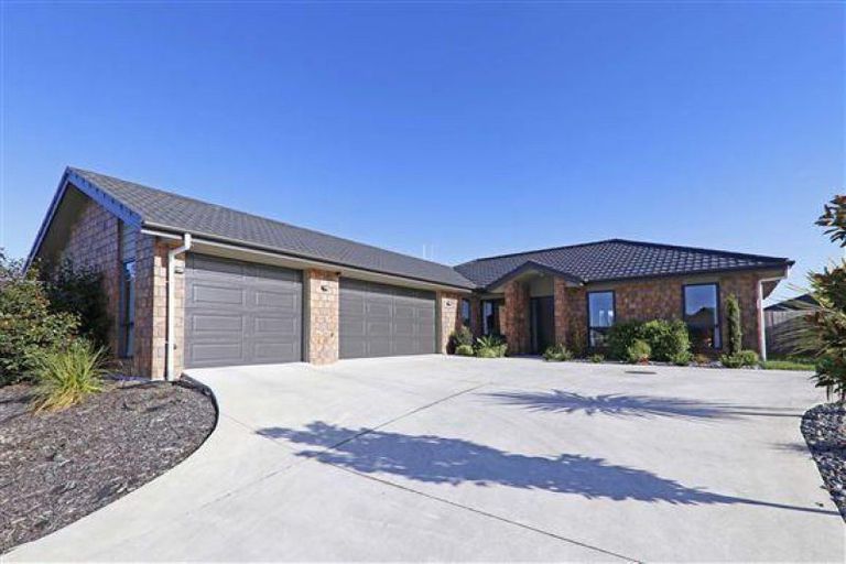 Photo of property in 28 Tallentire Crescent, Huntington, Hamilton, 3210