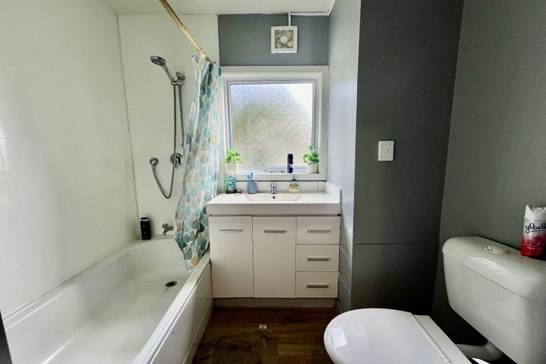 Photo of property in 31 Velma Road, Hillcrest, Auckland, 0627