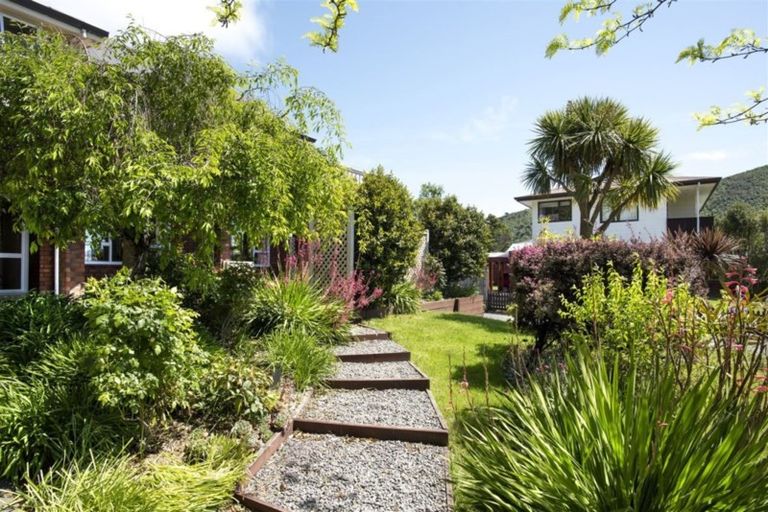 Photo of property in 19 Turners Road, Waikawa, Picton, 7220