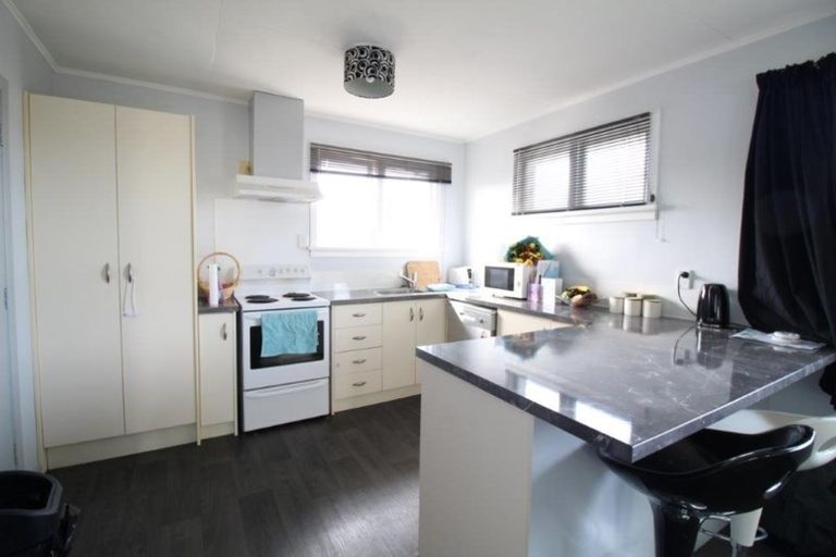 Photo of property in 99 Conway Crescent, Glengarry, Invercargill, 9810