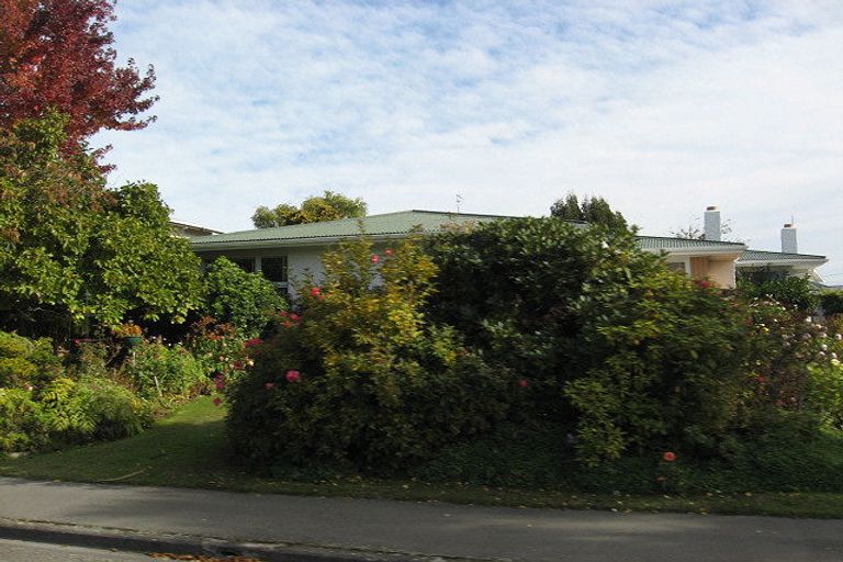 Photo of property in 53 Gladson Avenue, Sockburn, Christchurch, 8042