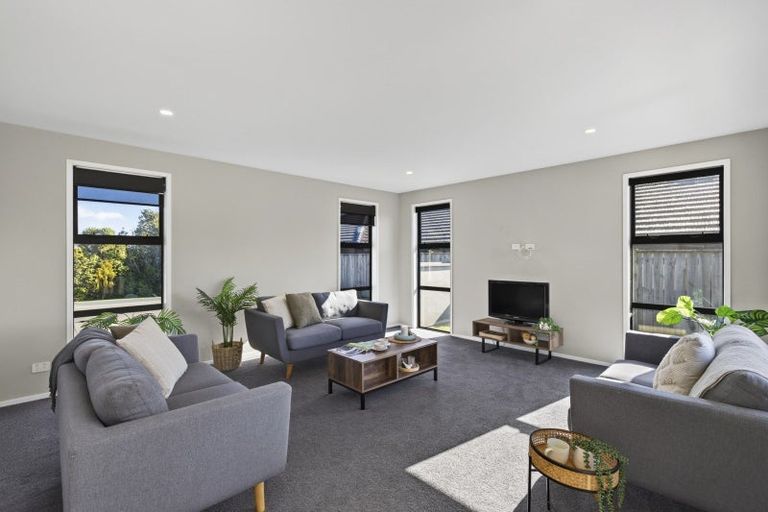 Photo of property in 10 Masters Lane, Waitara, 4320