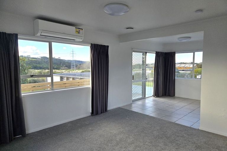 Photo of property in 6 Deacon Road, Riverhead, Kumeu, 0892