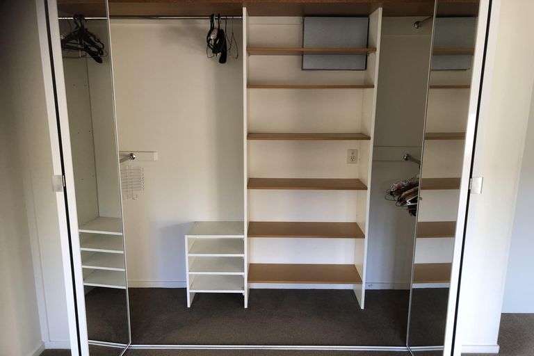 Photo of property in 2/4220 Great North Road, Glendene, Auckland, 0602