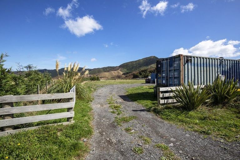 Photo of property in Turvey Farm, 904b Coast Road, Wainuiomata Coast, Wainuiomata, 5373