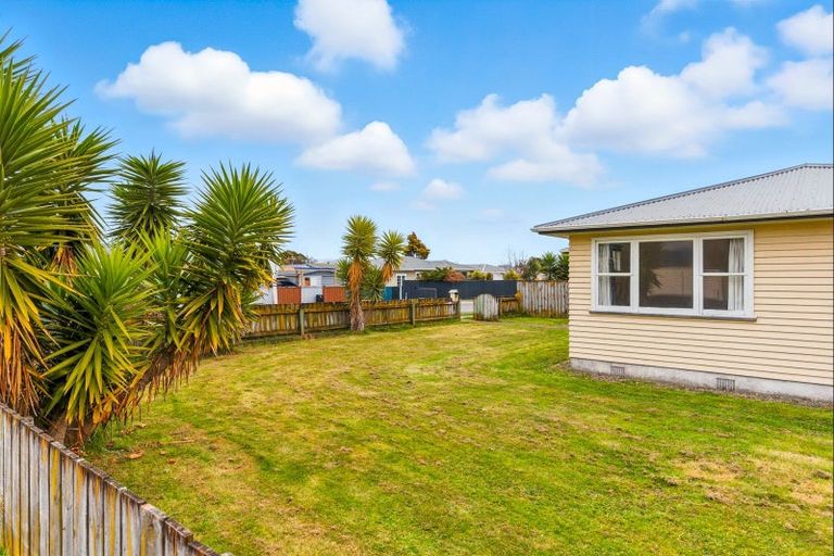 Photo of property in 2 Collingwood Street, Levin, 5510