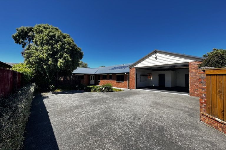 Photo of property in 6b Fovant Street, Russley, Christchurch, 8042