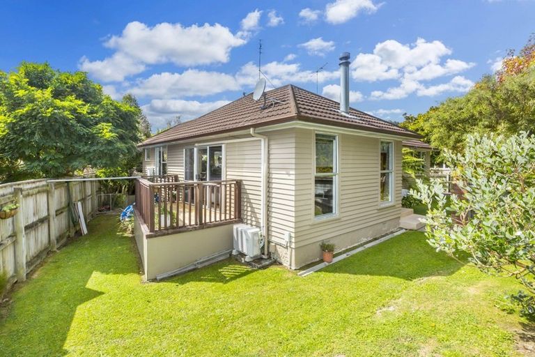 Photo of property in 3 Prouse Grove, Silverstream, Upper Hutt, 5019