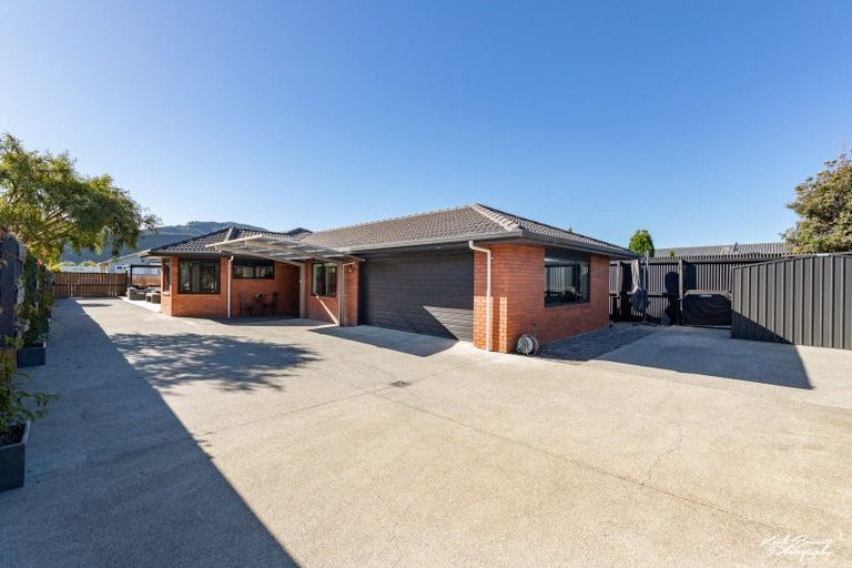 Photo of property in 258a Fergusson Drive, Heretaunga, Upper Hutt, 5018