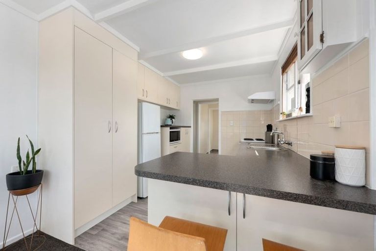 Photo of property in 65 Bird Grove, Stokes Valley, Lower Hutt, 5019