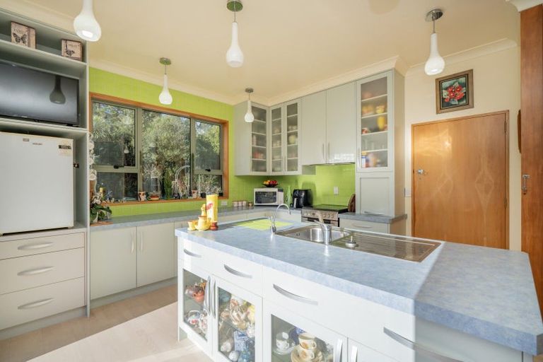 Photo of property in 52 Level Street, Dipton, 9791