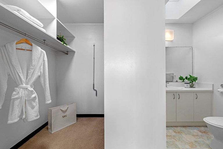 Photo of property in 1/78 Kitchener Road, Milford, Auckland, 0620