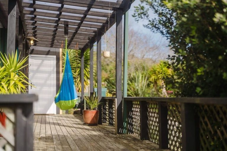 Photo of property in 5 Upper Cross Street, Raglan, 3225