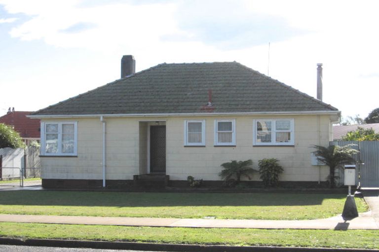 Photo of property in 76 Barker Road, Marewa, Napier, 4110
