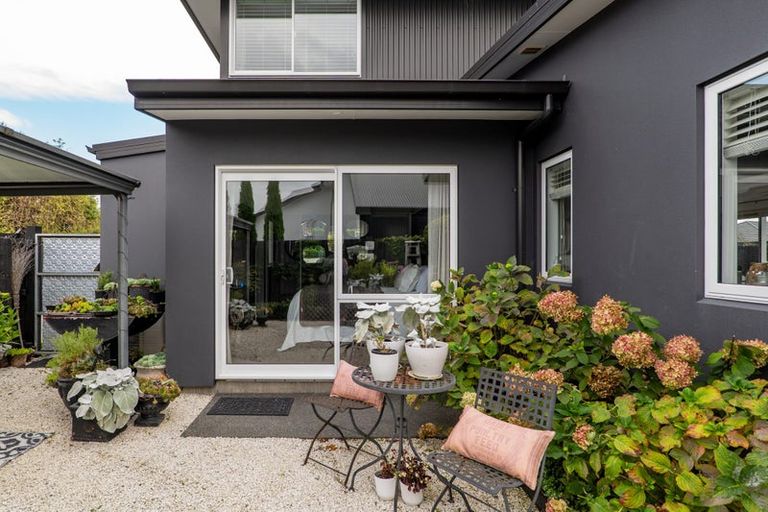 Photo of property in 152 Wairakei Road, Bryndwr, Christchurch, 8053