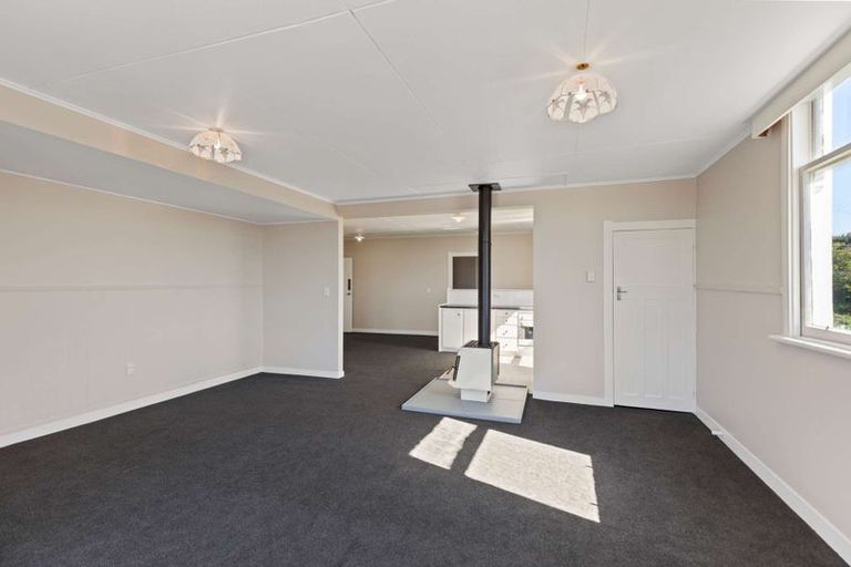 Photo of property in 20 Cambridge Street, Patea, 4520