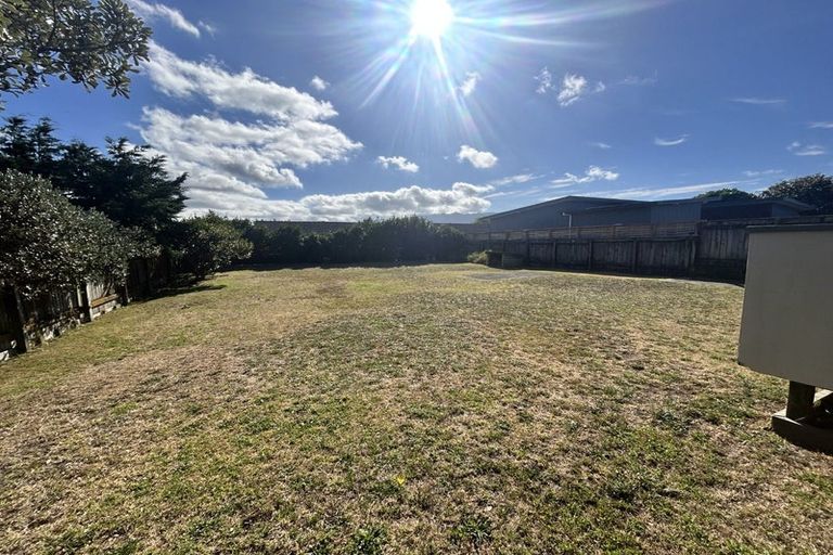 Photo of property in 3 Hodgkins Road, Waikanae Beach, Waikanae, 5036