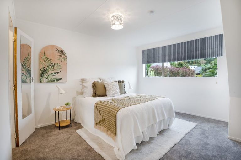 Photo of property in 4a Makatote Grove, Churton Park, Wellington, 6037