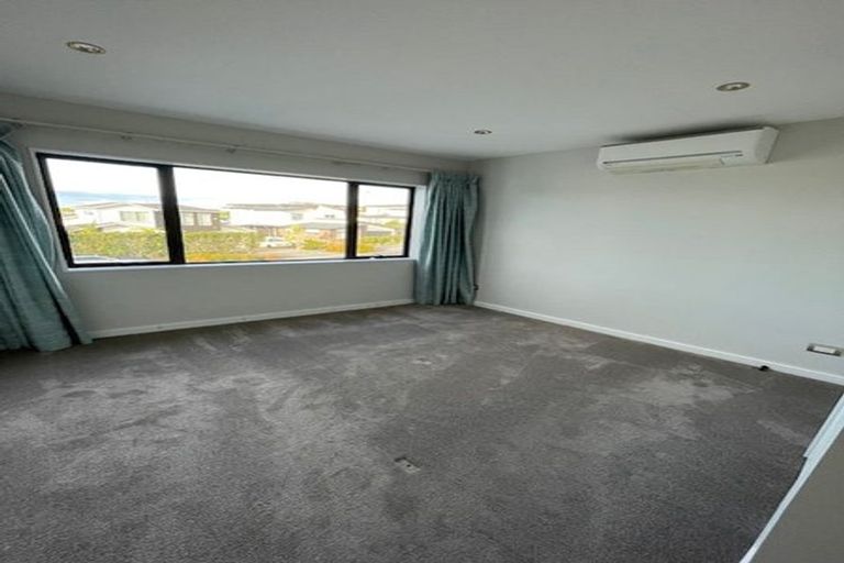 Photo of property in 36 Bounty Road, Long Bay, Auckland, 0630