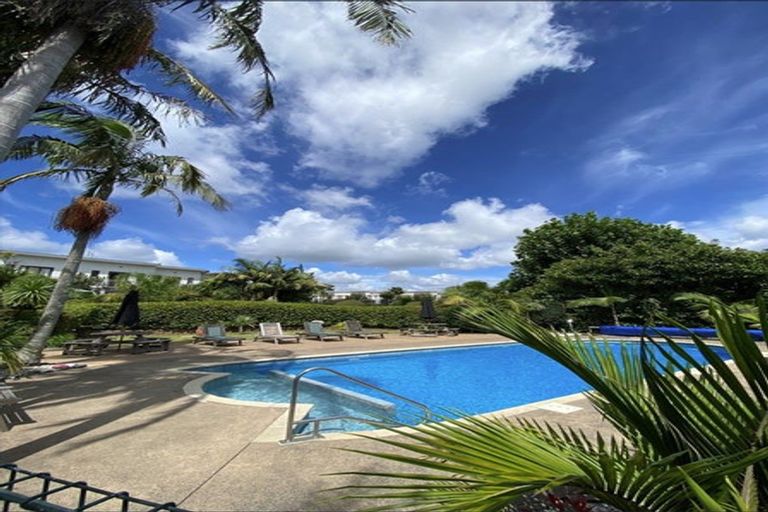 Photo of property in The Grange, 50/92 Bush Road, Albany, Auckland, 0632