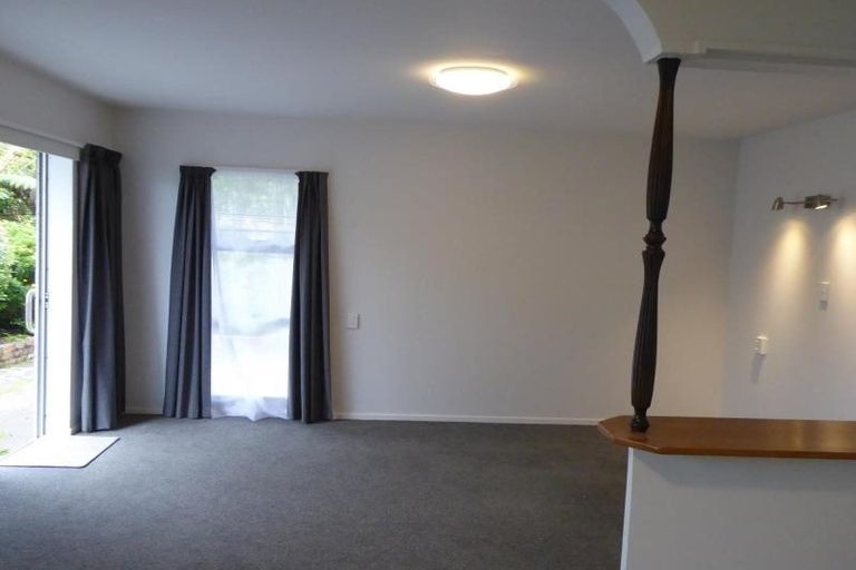 Photo of property in 4/12 Cleveland Street, Brooklyn, Wellington, 6021