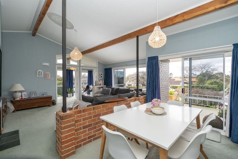 Photo of property in 61 Saint Andrews Terrace, St Andrews, Hamilton, 3200