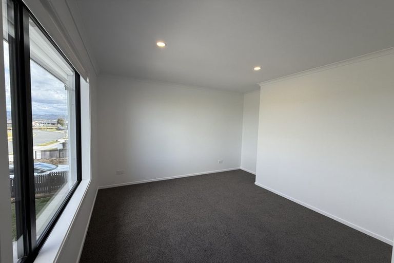 Photo of property in 21 Carronade Street, Papamoa Beach, Papamoa, 3118