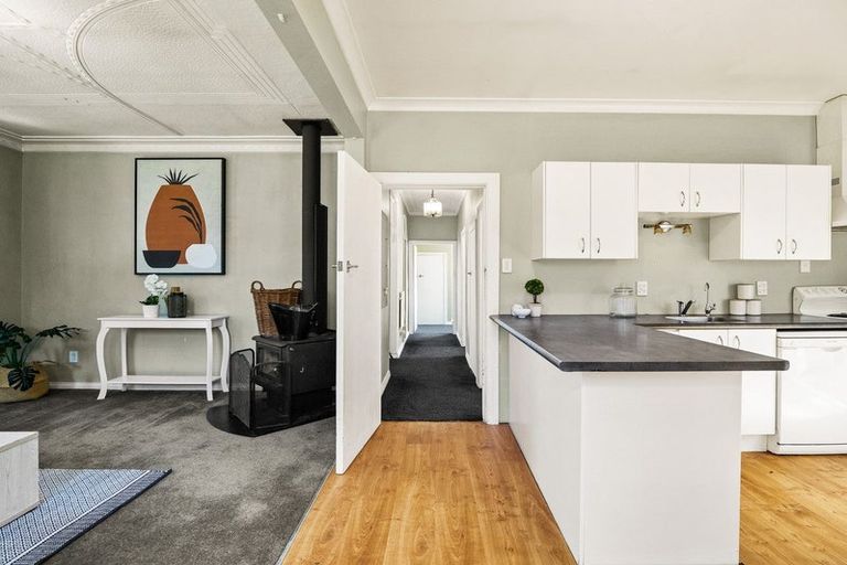 Photo of property in 8a Scotland Terrace, Green Island, Dunedin, 9018