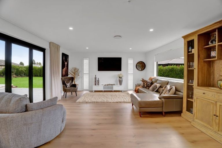 Photo of property in 26 Mercade Close, Stratford, 4332