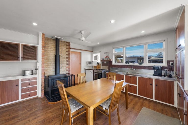 Photo of property in 179 Grimseys Road, Redwood, Christchurch, 8051