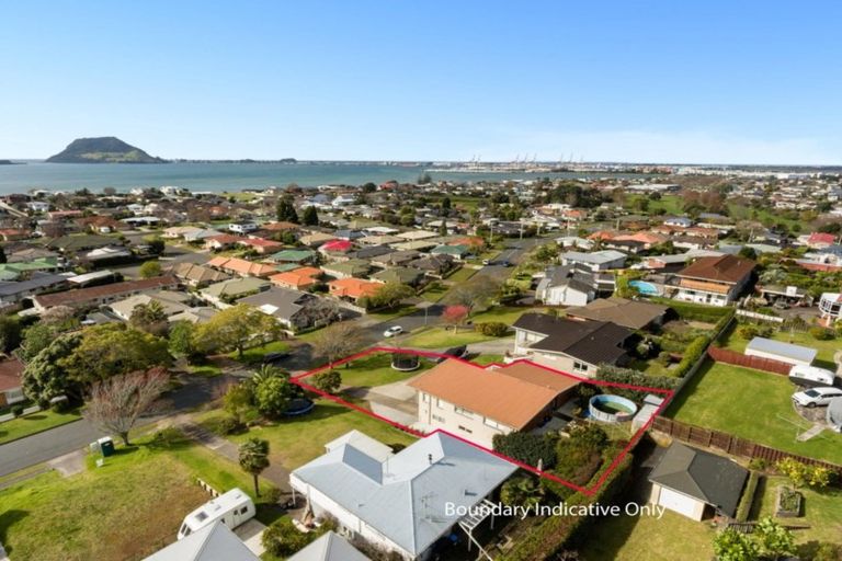 Photo of property in 53 Freyberg Street, Otumoetai, Tauranga, 3110