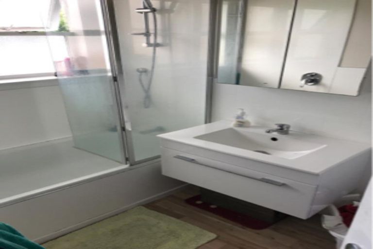 Photo of property in 4/60 Central Avenue, Papatoetoe, Auckland, 2025