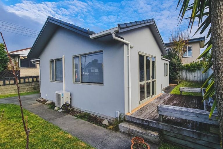Photo of property in 68a Bluegum Road, Paraparaumu Beach, Paraparaumu, 5032