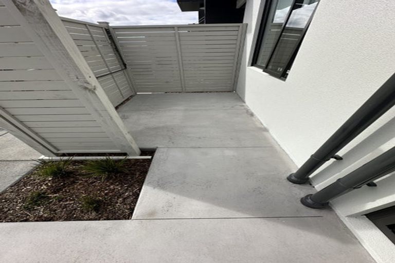 Photo of property in 76 Katikati Drive, Manurewa, 2102