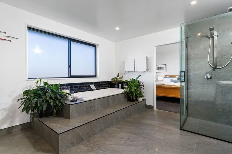 Photo of property in 56 Kingsdowne Drive, West Melton, 7618