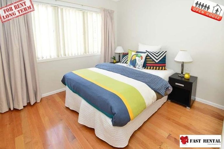 Photo of property in 1/66 College Road, Northcote, Auckland, 0627