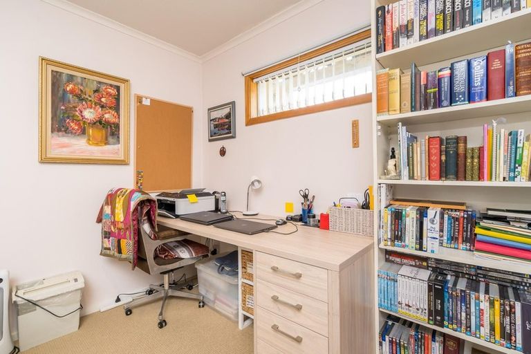 Photo of property in 12 Preston Crescent, Belleknowes, Dunedin, 9011