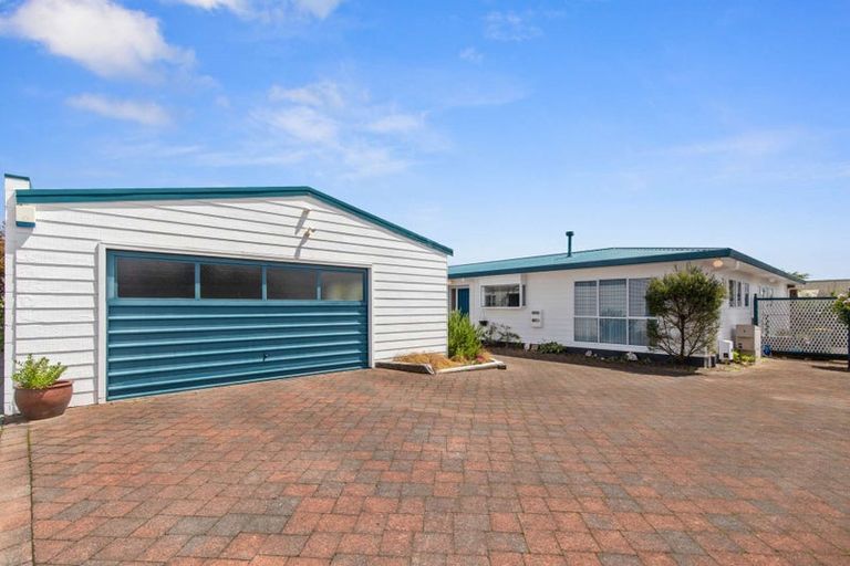 Photo of property in 16 Gillam Crescent, Springfield, Rotorua, 3015