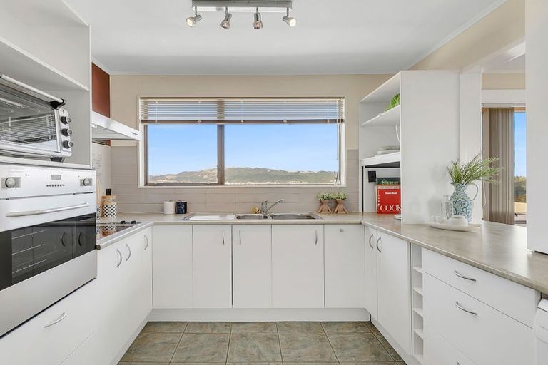 Photo of property in 36 Eskdale Road, Papakowhai, Porirua, 5024